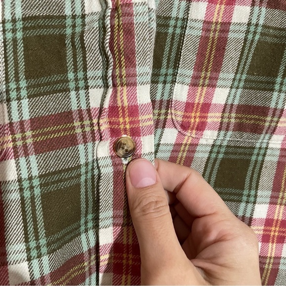 Pact button down plaid checkered flannel in green and red long sleeve shirt - Picture 6 of 10